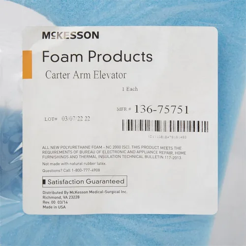 Vista 7 de McKesson Carter - Elevador de brazos, espuma, soporte suave y elevación de brazos para lesiones, azul, 12 x 9 x 16 pulgadas, 1 unidad