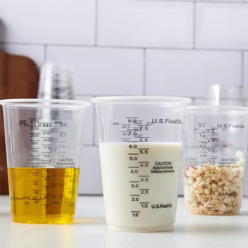 Vista 5 de Paquete de 100 vasos medidores de plástico, vasos desechables de 10 onzas con 100 varillas de mezcla de madera, se pueden utilizar para resina