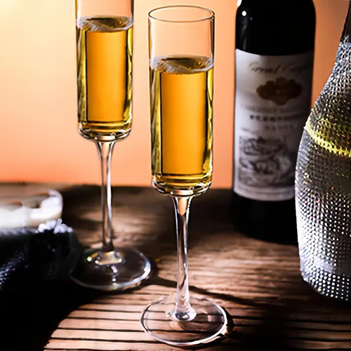 Vista 8 de Copas de champán de 5 onzas, juego de 8 copas de champán transparentes, vasos clásicos espumosos Prosecco para tostar, copas de champán