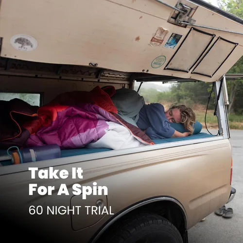 Vista 8 de Rumpl Manta Puffy Original - Manta de Camping Cálida y Resistente al Agua con Aislamiento Sintético 100% Reciclado, 52"x75", Original Puffy V2