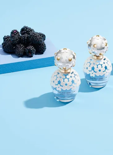 Vista 4 de Marc Jacobs Daisy Dream Eau de Toilette Spray para las mujeres, 3,4onza