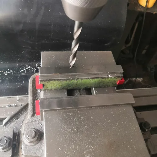 Vista 7 de Paralelos magnéticos Keepers, titulares. Tornillo de banco, CNC, Kurt, herramientas de maquinista (rojo)