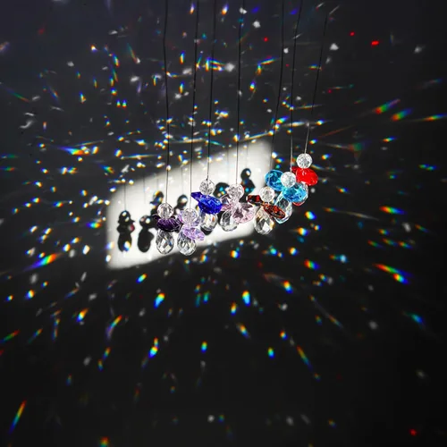 Vista 6 de H&D HYALINE & DORA Atrapasoles de ángel guardián de cristal, prismas colgantes de bola de arco iris para ventana (7 unidades)