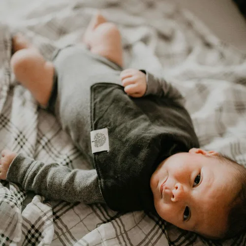 Vista 8 de Parker - Baberos tipo bandana para bebé, paquete de 4 baberos para niños, niñas, unisex