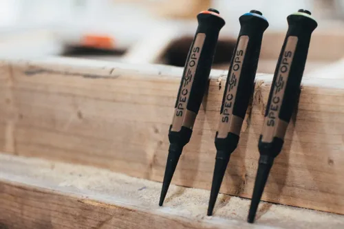 Vista 5 de Spec Ops Tools - Juego de 3 piezas de punzón para clavos, incluye 1/32 pulgadas, 1/16 pulgadas, 3/32 pulgadas, agarre absorbente de golpes, 3%