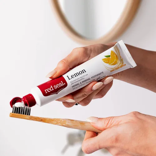 Vista 6 de Red Seal Pasta dental de limón sin flúor de hierbas y minerales, pasta de dientes sin menta para adultos, apta para veganos, libre de crueldad, sin