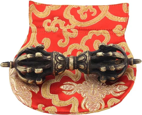 Vista 5 de DharmaObjects - Latón budista tibetano (Vajra) Thunderbolt Nueve radios Dorjee / Dorji (3.75 pulgadas)