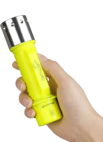 Vista 2 de BESTSUN Linterna de buceo profesional de 1800 lm, luz LED de buceo súper brillante, impermeable, subacuática, submarino, antorcha, luces