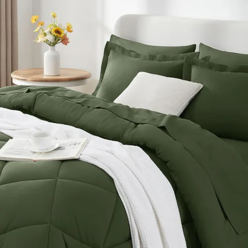 Vista 215 de CozyLux Juego de edredón de tamaño Queen, rojo burdeos, toda la ropa de cama en una sola bolsa, 7 piezas: edredón, fundas de almohada y de almohada