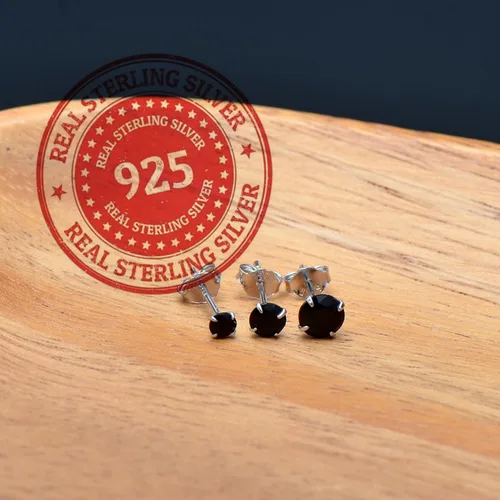 Vista 7 de Aretes de plata de ley con circonita cúbica de 0.197 in para hombre, color negro obsidiana