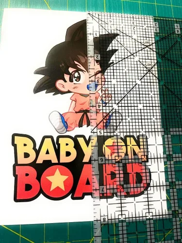 Vista 4 de Adhesivo para bebé a bordo – Anime Boy Baby – 7 pulgadas para coche, SUV, camiones, furgonetas, caravanas