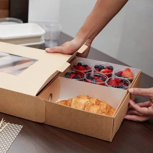 Vista 6 de Slide Tek - Inserto pequeño de papel kraft rectangular - Se adapta a bandeja de catering - 8 3/4 x 6 x 3 1/4 pulgadas - Caja de 10