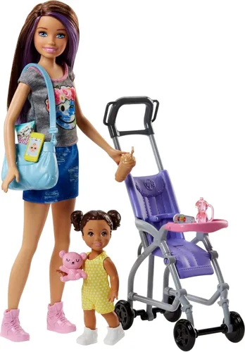 Vista 9 de Muñecas y juego de Barbie Skipper Babysitters Inc, guardería para tomar la siesta y cuidar, muñeca Skipper, muñeca bebé, cuna y más de 10