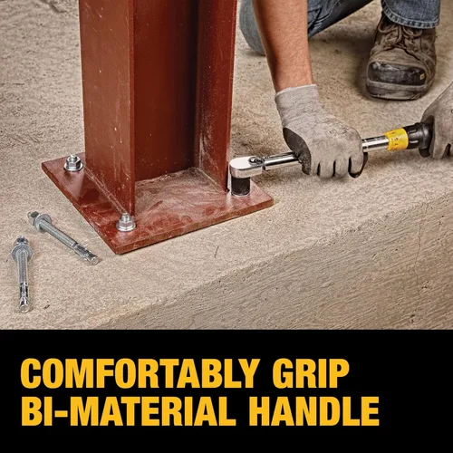 Vista 5 de DEWALT Juego de herramientas de llave dinamométrica, kit de cambio de neumáticos, 50-250 FT-LB, 12 piezas con estuche de almacenamiento (DWMT45012)