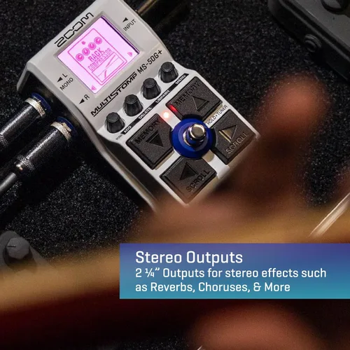 Vista 4 de Zoom MS-50G+ Pedal de efectos para guitarra MultiStomp, Caja única, 100 efectos, Salidas estéreo, Sintonizador, Con Drives, Modulaciones, Delays