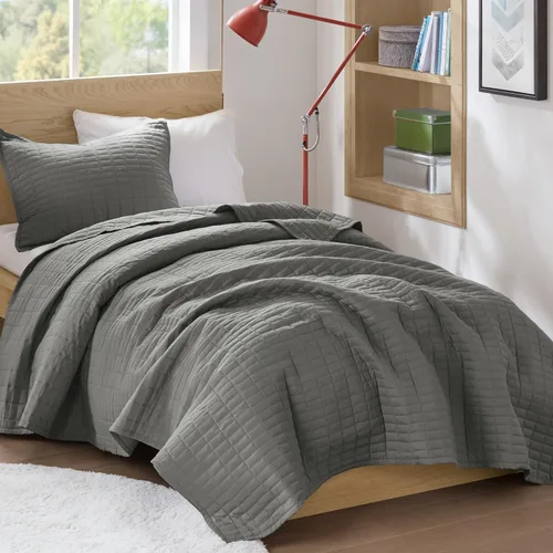 Vista 19 de Comfort Spaces Juego de edredón de tamaño King extragrande de color marfil de 120 x 118 pulgadas, colcha acolchada de verano de microfibra ligera