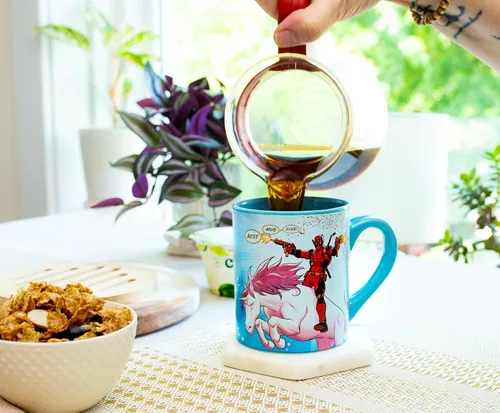 Vista 6 de Deadpool Marvel Comics Best Mug Ever - Taza de café sin BPA para expreso, té, cacao, capacidad para 14 onzas