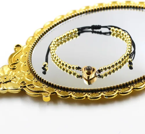 Vista 2 de YA4173 - Pulsera con dije de corazón de 100 idiomas con texto en inglés "I Love You", hecha a mano de 0.157 in, pulsera de cuentas para el día