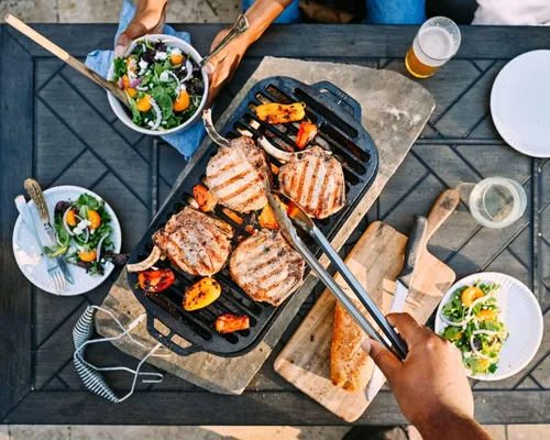 Vista 3 de Lodge Parrilla Pro de Sportsman de hierro fundido